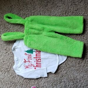 "My first Christmas" Grinch(ish) Outfit